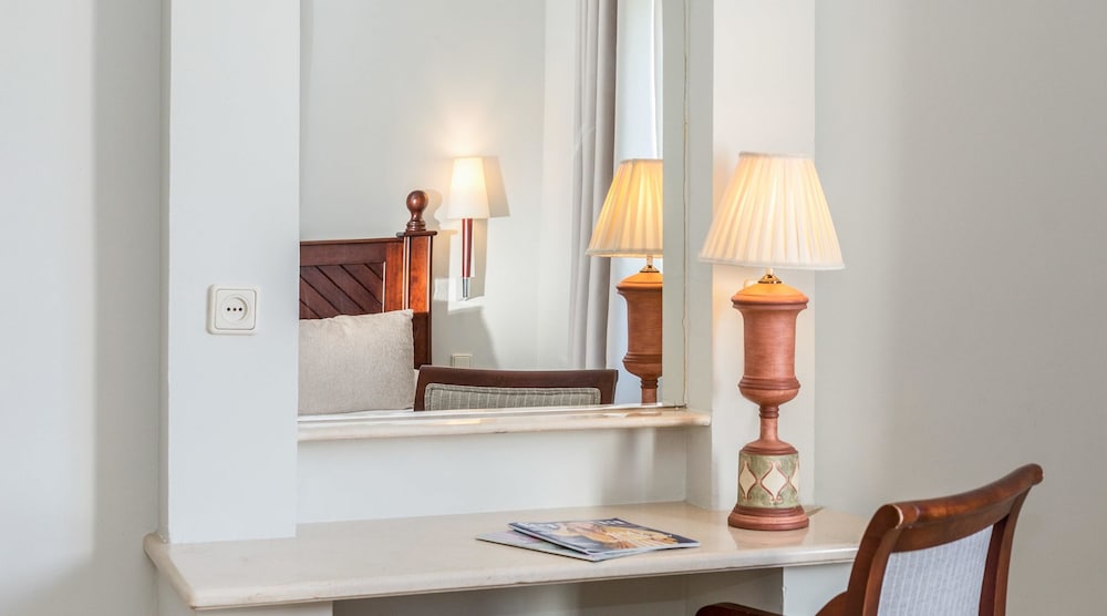 Ona Alanda Club Marbella — Hotel rooms in Marbella, Andalusia