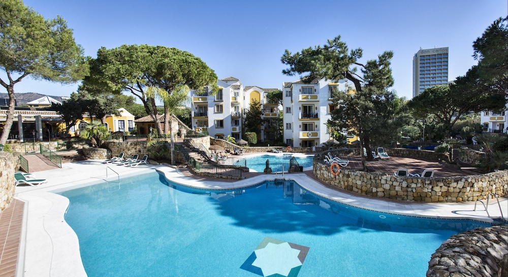 Ona Alanda Club Marbella — Swimming pool in Marbella, Andalusia
