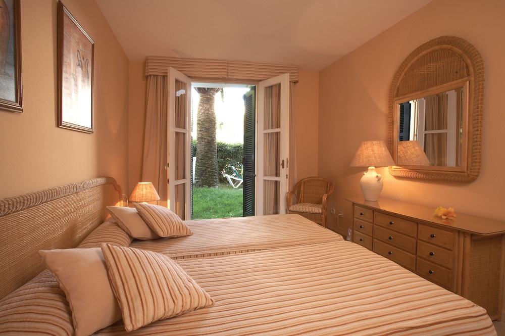 Ona Alanda Club Marbella — Hotel rooms in Marbella, Andalusia