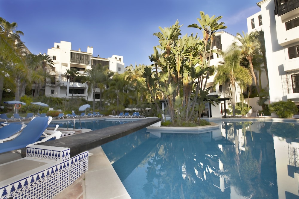 Ona Alanda Club Marbella — Swimming pool in Marbella, Andalusia