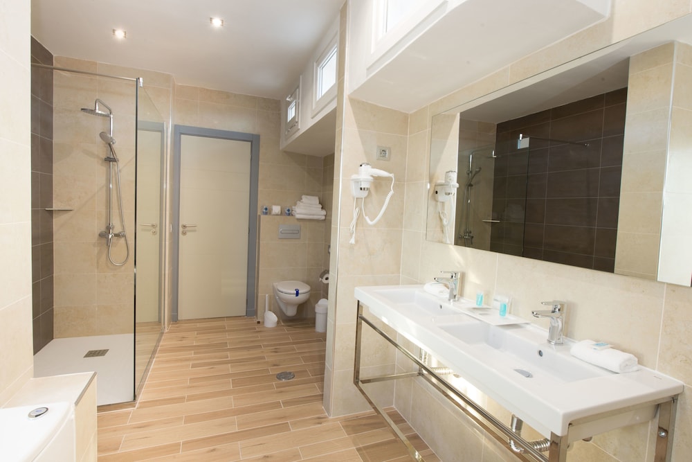 HL Suitehotel Playa del Inglés — Hotel rooms in Playa del Ingles, Canary Islands
