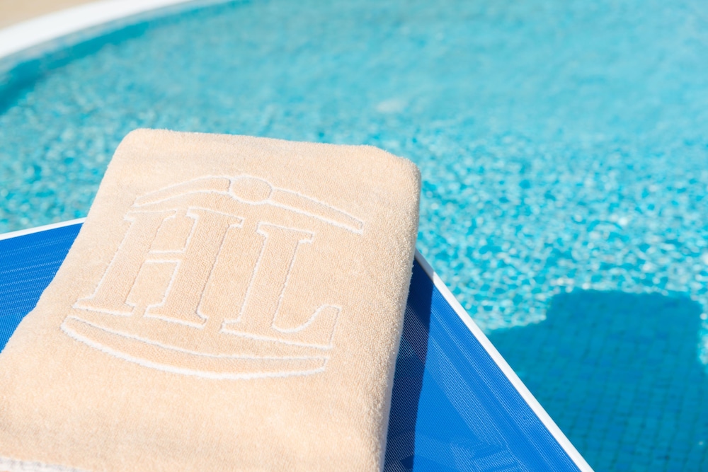 HL Suitehotel Playa del Inglés — Swimming pool in Playa del Ingles, Canary Islands
