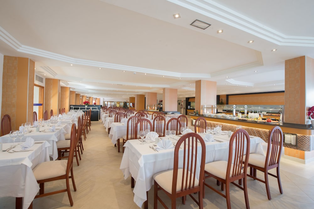 HL Suitehotel Playa del Inglés — Restaurant & bars in Playa del Ingles, Canary Islands