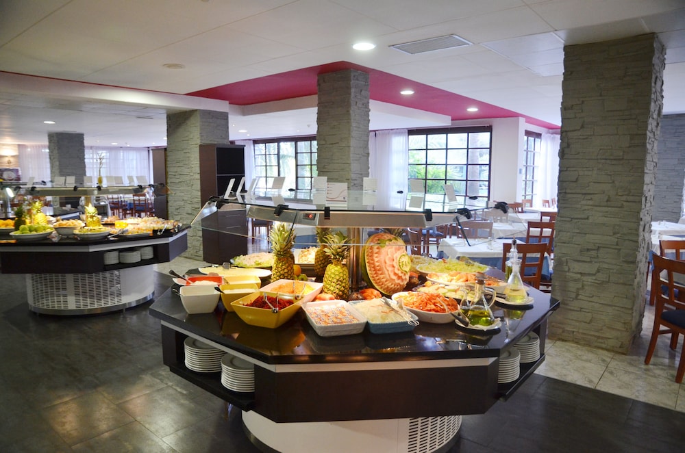 azuLine Hotel Bergantín — Restaurant & bars in San Antonio, Balearic Islands