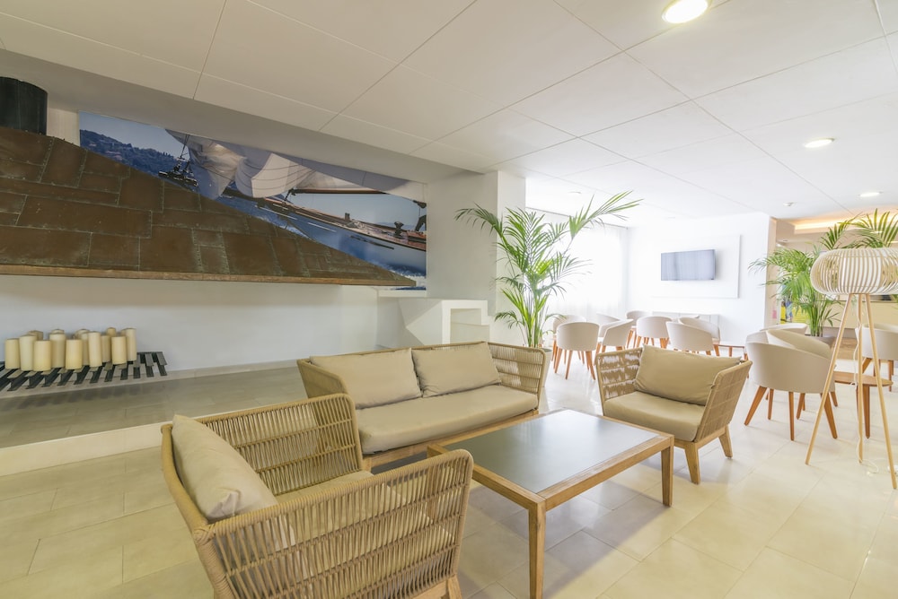 azuLine Hotel Bergantín — Restaurant & bars in San Antonio, Balearic Islands