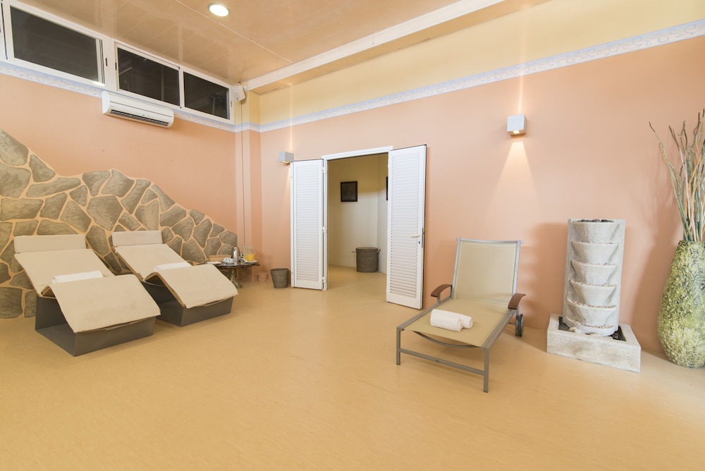 azuLine Hotel Bergantín — Hotel rooms in San Antonio, Balearic Islands