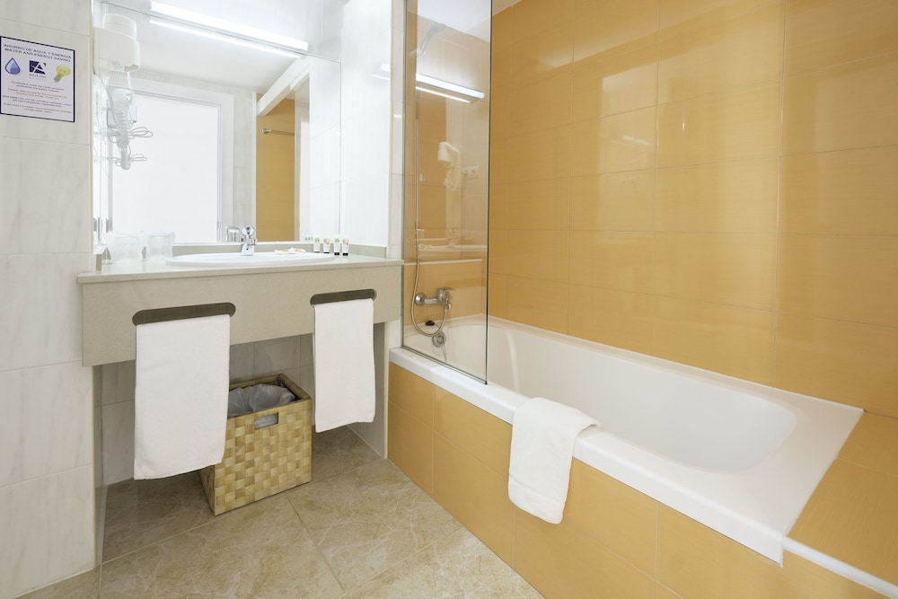 azuLine Hotel Bergantín — Hotel rooms in San Antonio, Balearic Islands