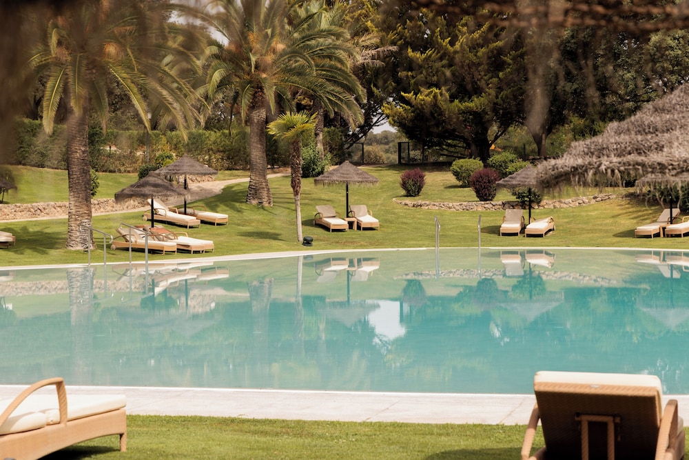 . Finca la Bobadilla, Leading Hotels of the World