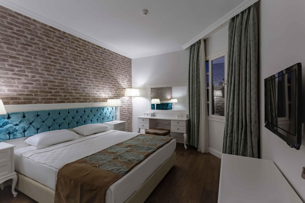 Asteria Family Resort Side (Ex. Euphoria Palm Beach) — Rooms in Manavgat