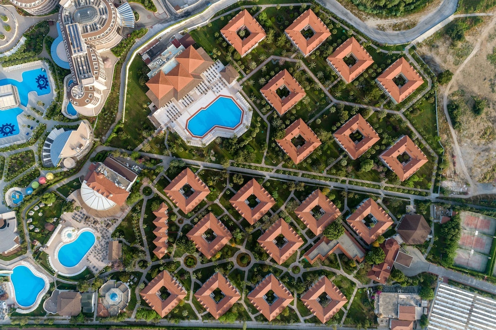 Asteria Family Resort Side (Ex. Euphoria Palm Beach) — Outdoor in Manavgat