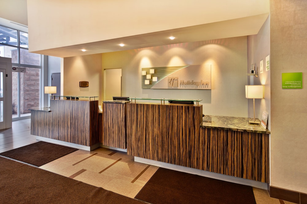 Holiday Inn Detroit Metro Airport by IHG — Hotel building in Romulus, Michigan