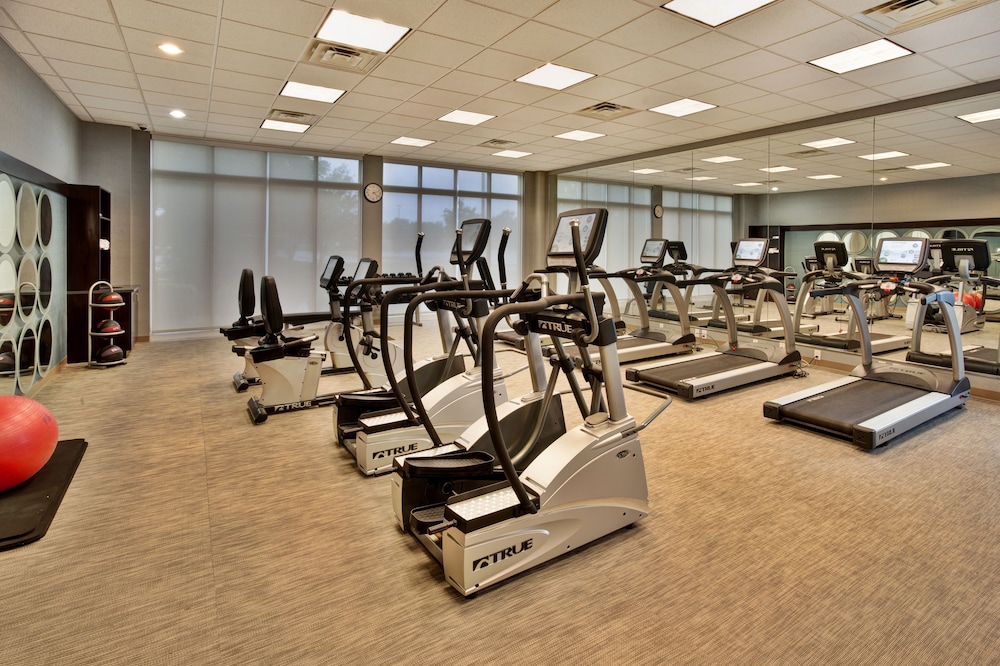 Holiday Inn Detroit Metro Airport by IHG — Sports & recreation in Romulus, Michigan