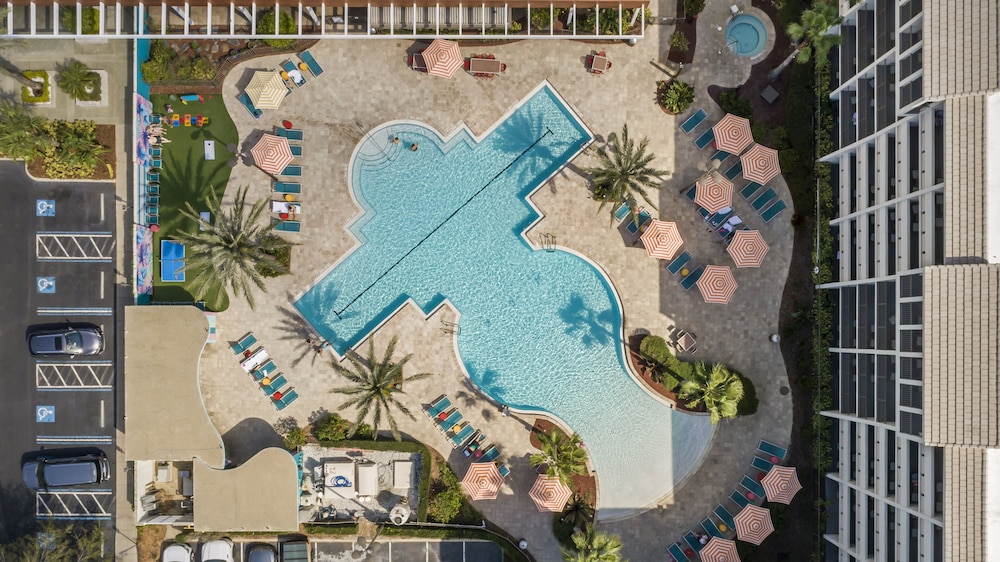 Holiday Inn Orlando - Disney Springs® Area by IHG — Swimming pool in Lake Buena Vista, Florida