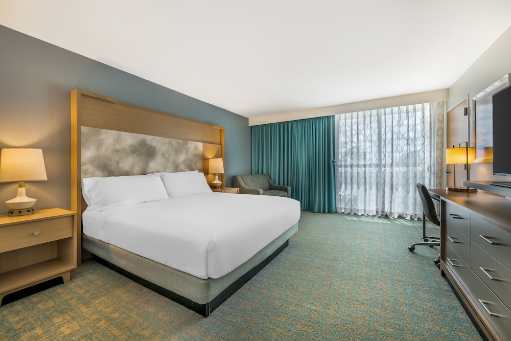 Holiday Inn Orlando - Disney Springs® Area by IHG — Hotel rooms in Lake Buena Vista, Florida