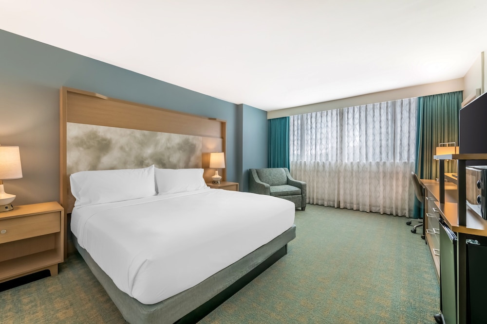 Holiday Inn Orlando - Disney Springs® Area by IHG — Hotel rooms in Lake Buena Vista, Florida
