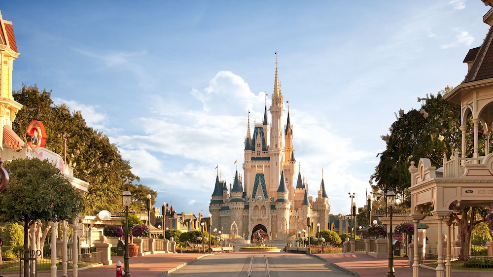 Holiday Inn Orlando - Disney Springs® Area by IHG — Attractions in the area in Lake Buena Vista, Florida