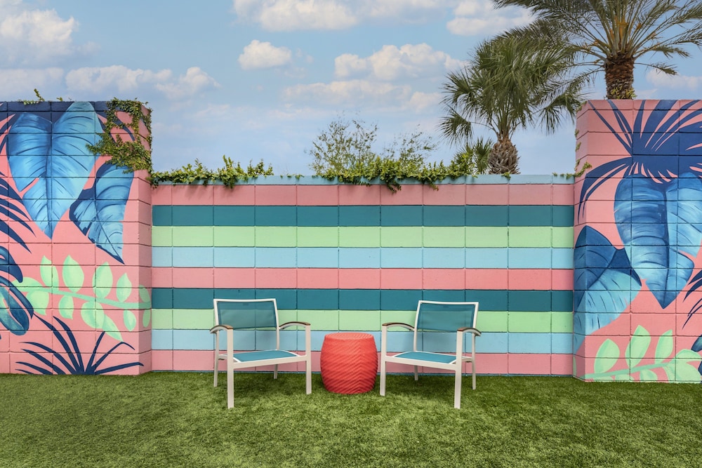 Holiday Inn Orlando - Disney Springs® Area by IHG — Sports & recreation in Lake Buena Vista, Florida