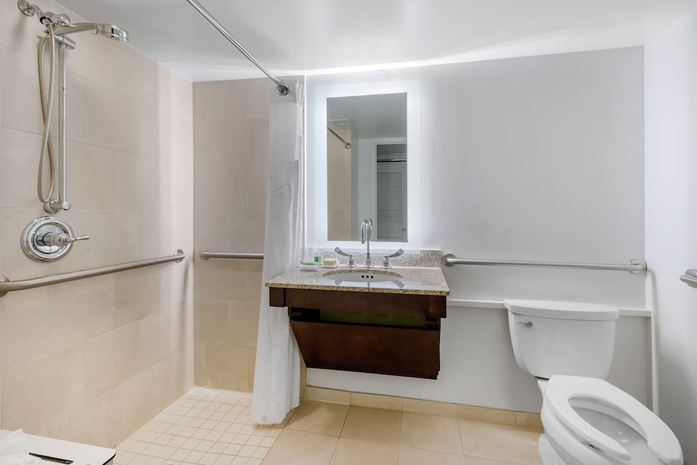 Holiday Inn Orlando - Disney Springs® Area by IHG — Hotel rooms in Lake Buena Vista, Florida