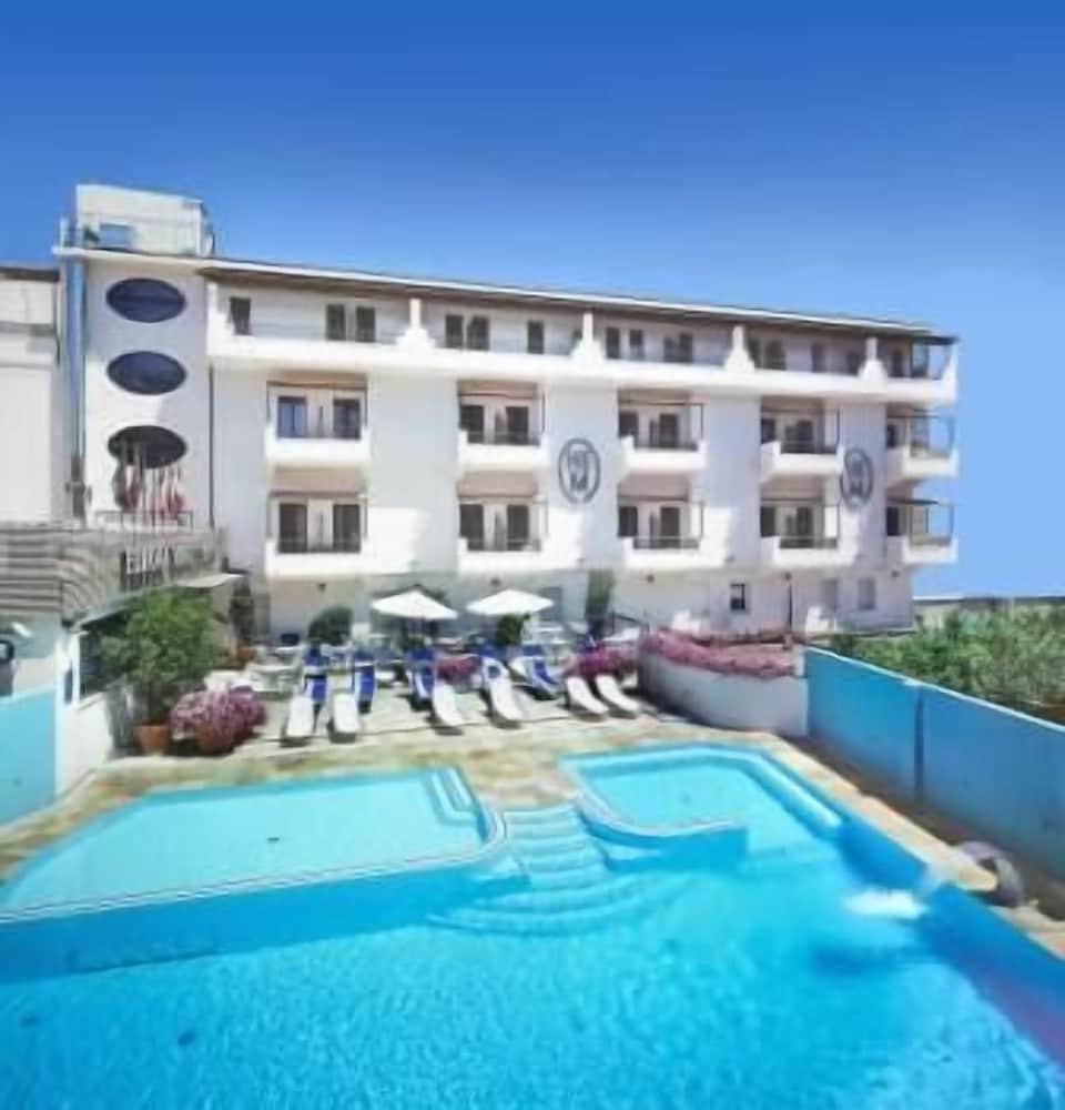 EuropaMonetti EM|Hotel&Spa.