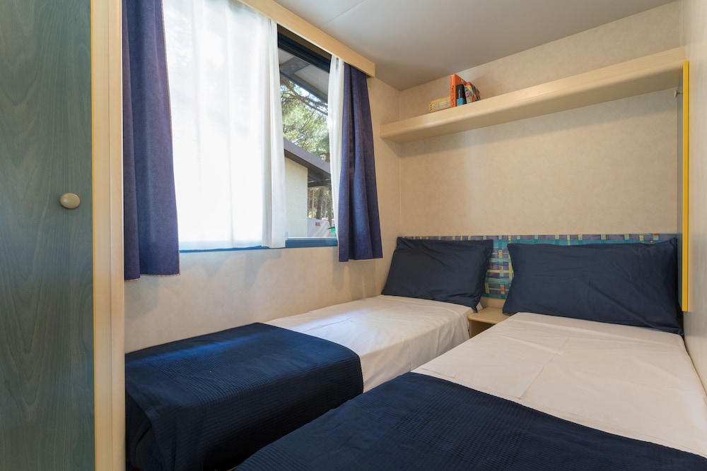 Camping Village Roma Capitol — Hotel rooms in Rome, Lazio