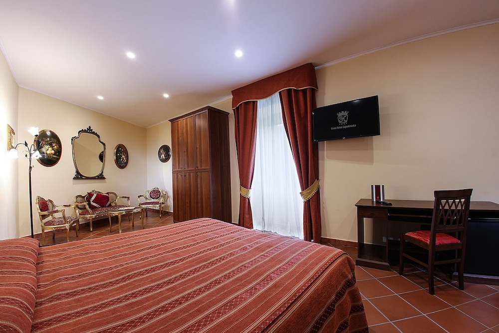 Grand Hotel Capodimonte - zdjęcie 2