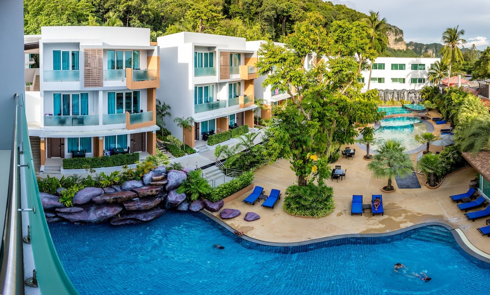 The L Resort — Swimming pool in Ao Nang, Krabi
