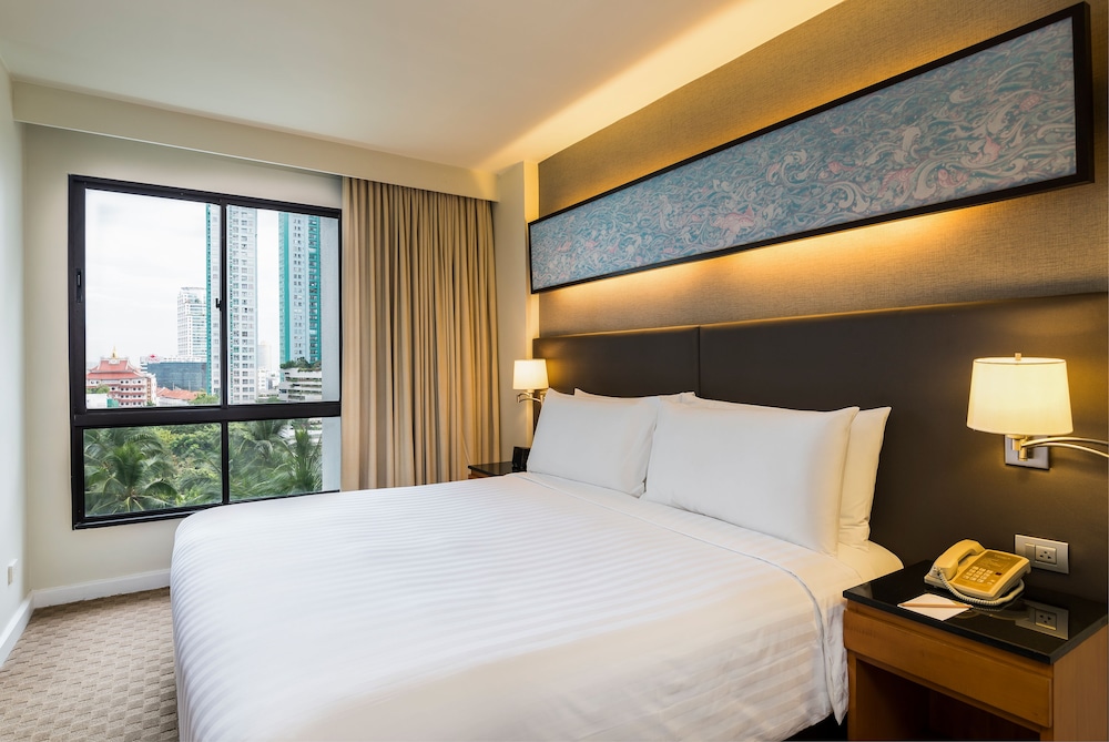 Chatrium Sathon Bangkok — Hotel rooms in Bangkok, Bangkok