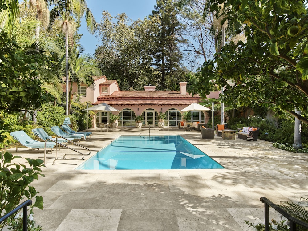 Hotel Bel-Air - Dorchester Collection — Swimming pool in Los Angeles, California