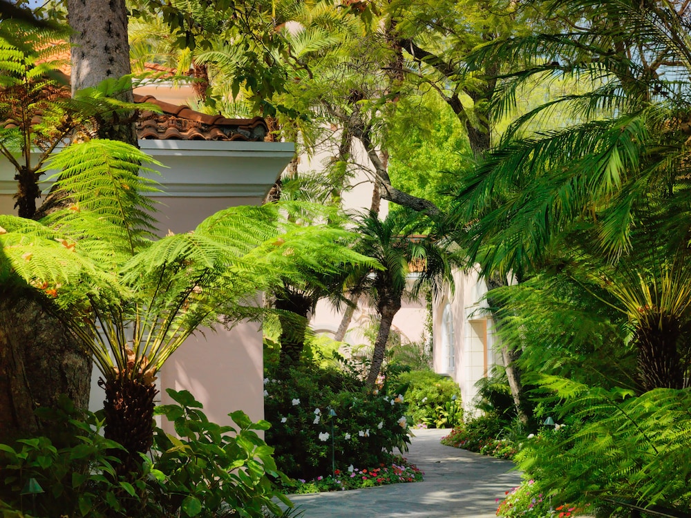Hotel Bel-Air - Dorchester Collection — Hotel building in Los Angeles, California