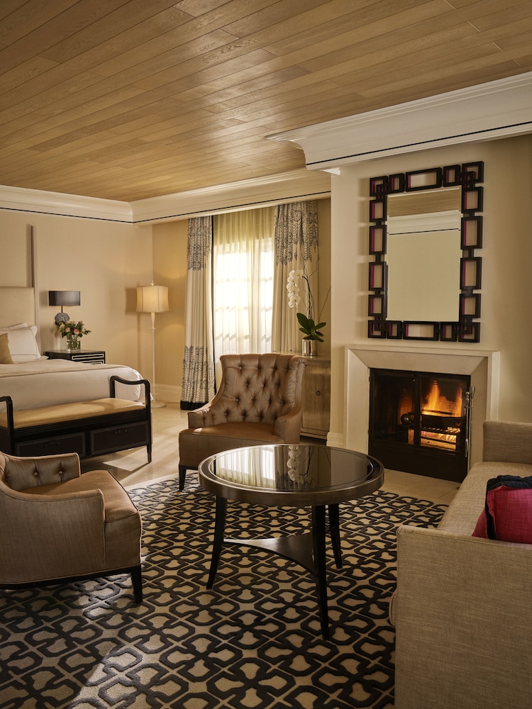 Hotel Bel-Air - Dorchester Collection — Hotel rooms in Los Angeles, California