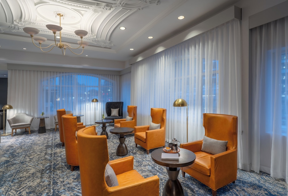 Hotel Commonwealth — Hotel building in Boston, Massachusetts