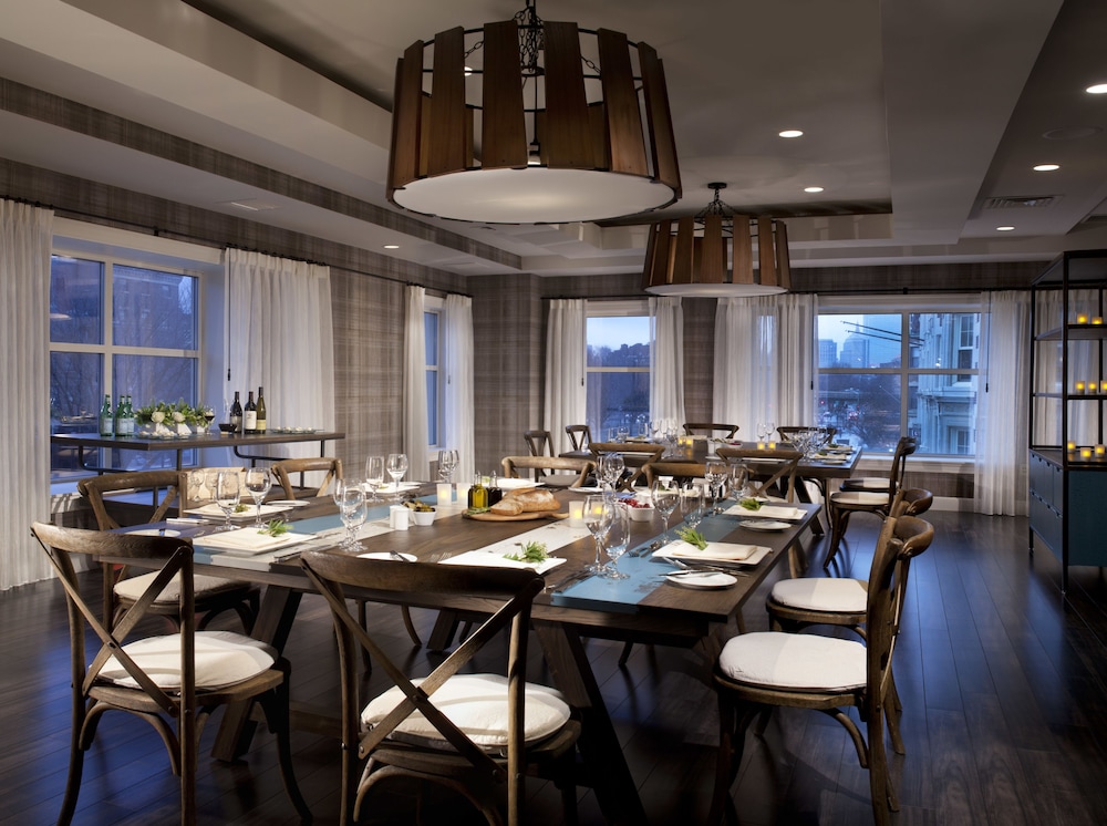 Hotel Commonwealth — Restaurant & bars in Boston, Massachusetts