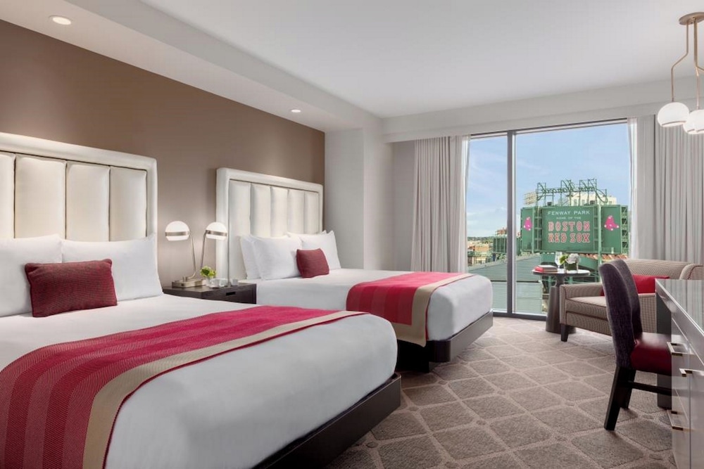 Hotel Commonwealth — Hotel rooms in Boston, Massachusetts