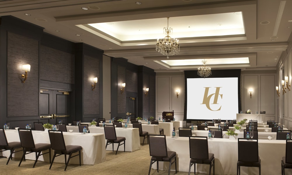 Hotel Commonwealth — Hotel building in Boston, Massachusetts