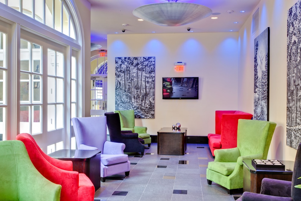 Hotel Le Marais — Hotel building in New Orleans, Louisiana