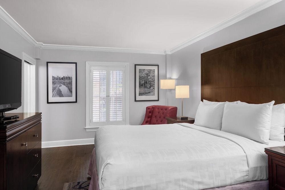 Hotel Le Marais — Hotel rooms in New Orleans, Louisiana