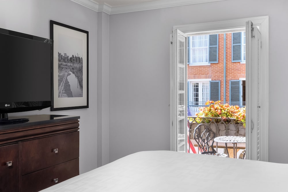 Hotel Le Marais — Hotel rooms in New Orleans, Louisiana