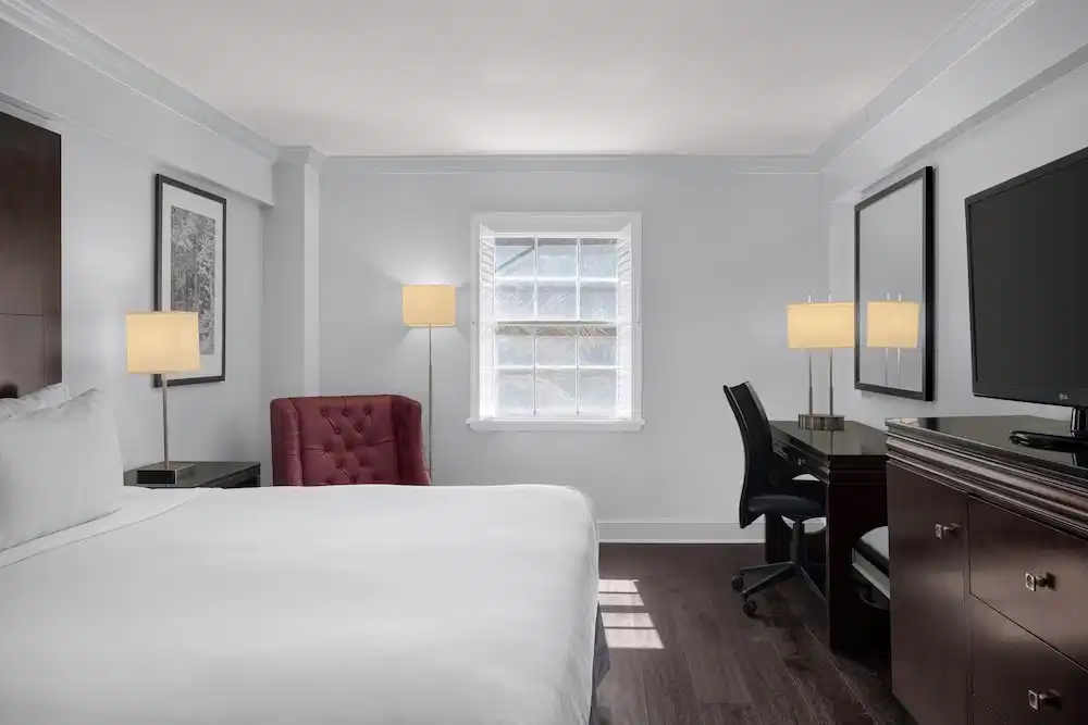 Hotel Le Marais — Hotel rooms in New Orleans, Louisiana
