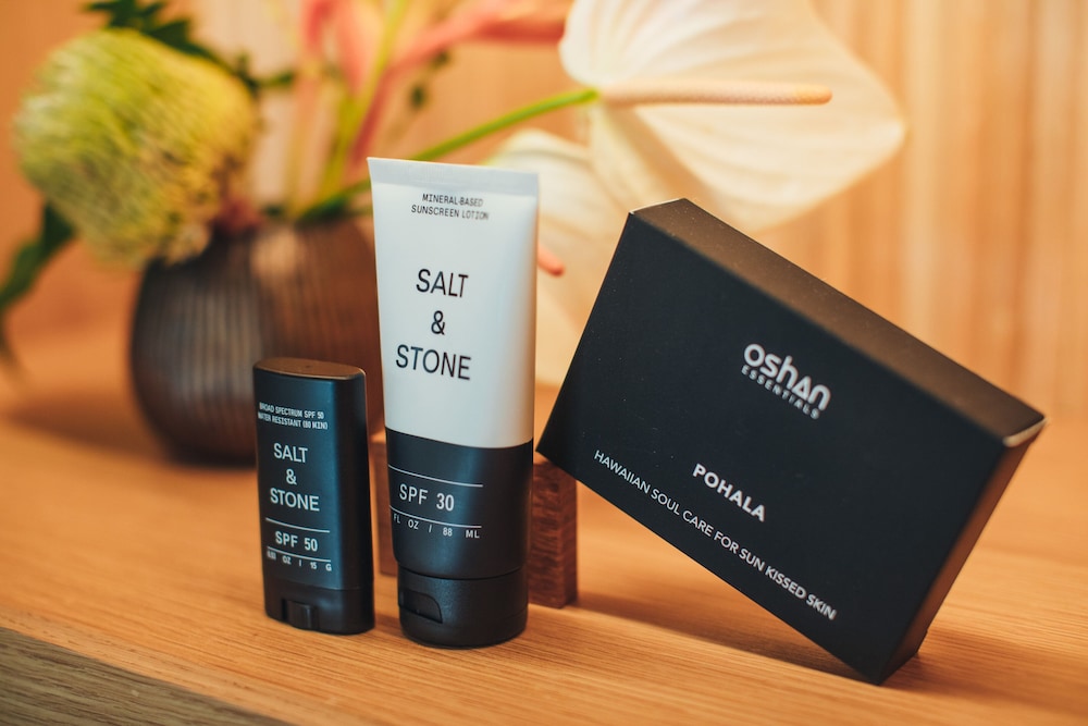 Hotel Renew — Spa in Honolulu, Hawaii