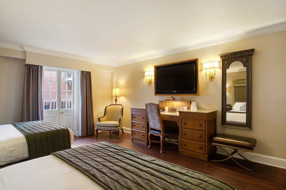 Hotel St. Marie — Hotel rooms in New Orleans, Louisiana