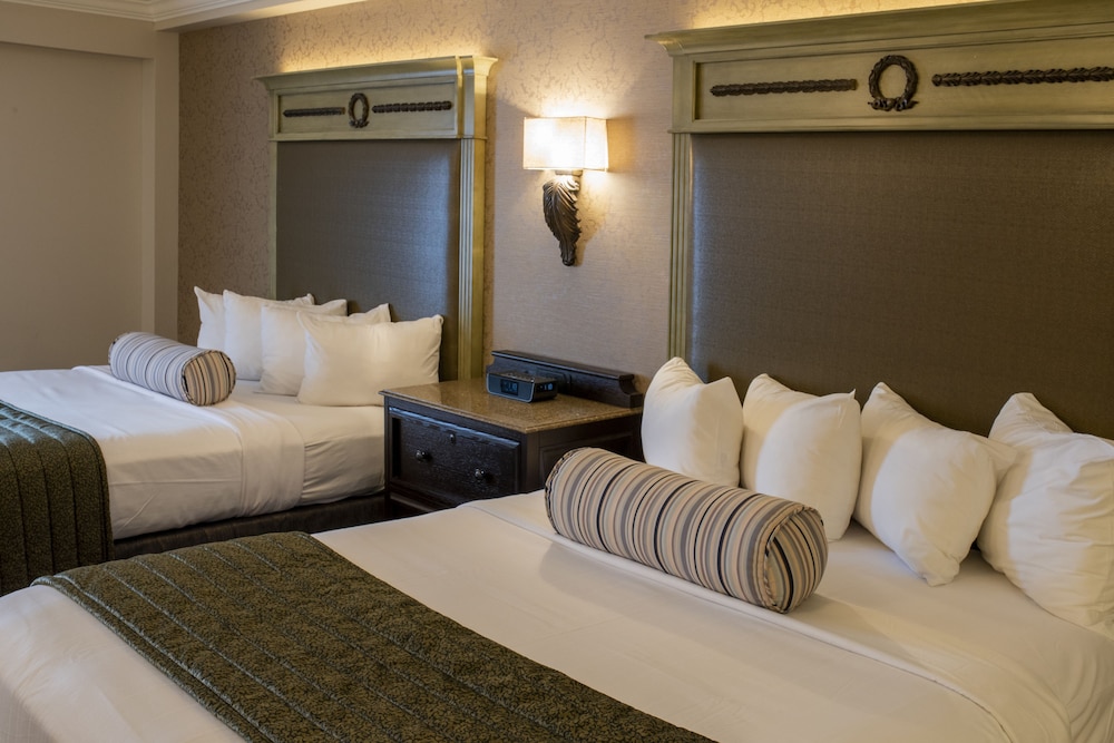 Hotel St. Marie — Hotel rooms in New Orleans, Louisiana