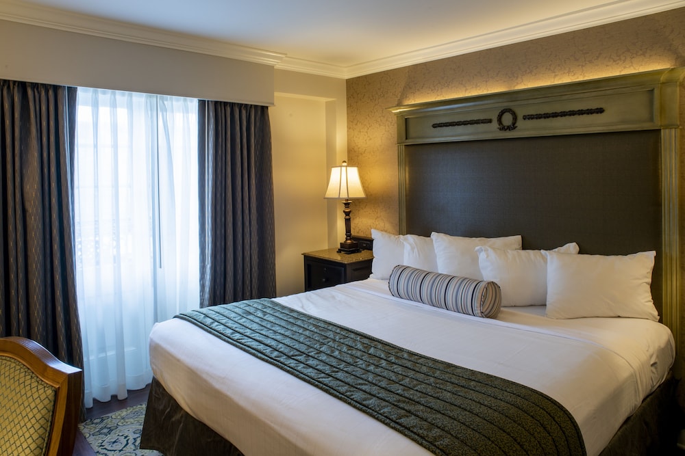 Hotel St. Marie — Hotel rooms in New Orleans, Louisiana
