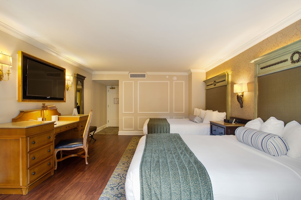 Hotel St. Marie — Hotel rooms in New Orleans, Louisiana