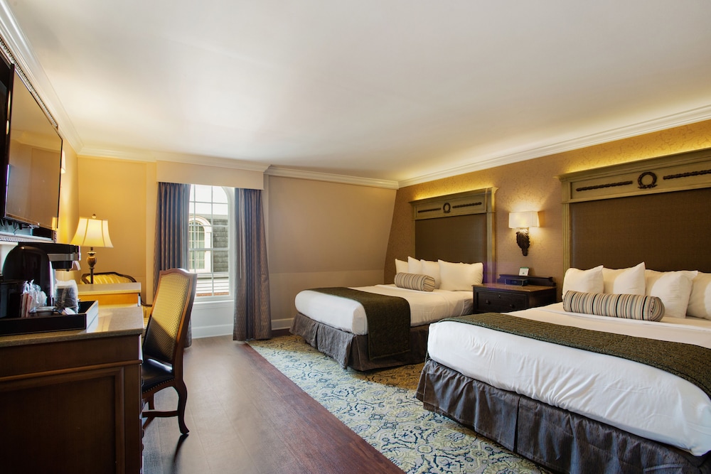 Hotel St. Marie — Hotel rooms in New Orleans, Louisiana