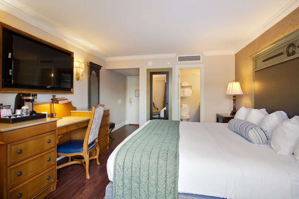 Hotel St. Marie — Hotel rooms in New Orleans, Louisiana