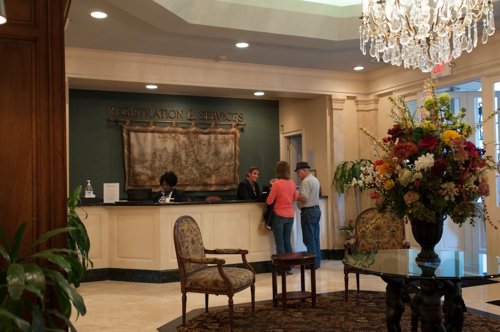 Hotel St. Marie — Hotel building in New Orleans, Louisiana