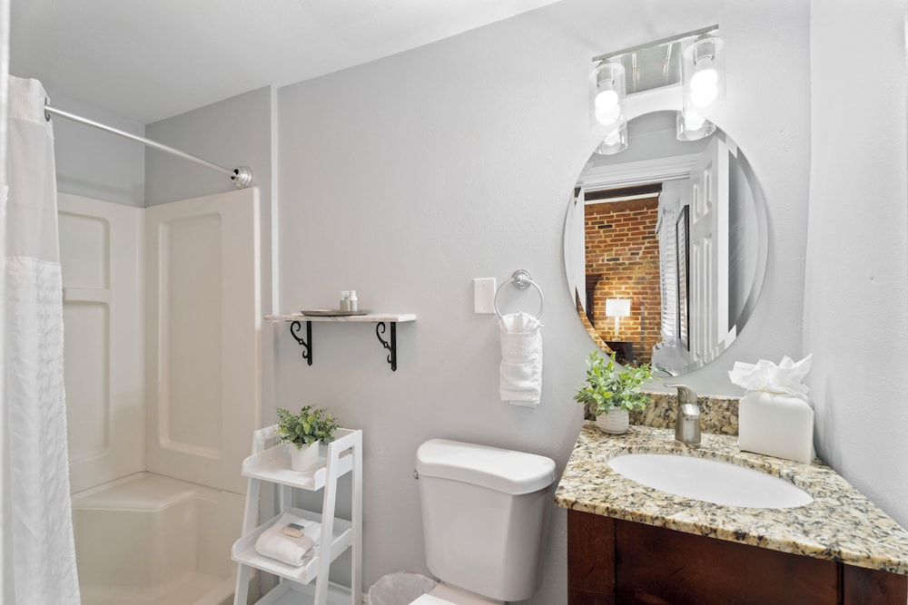 Hotel St. Pierre®, a French Quarter Inns® Hotel — Hotel rooms in New Orleans, Louisiana