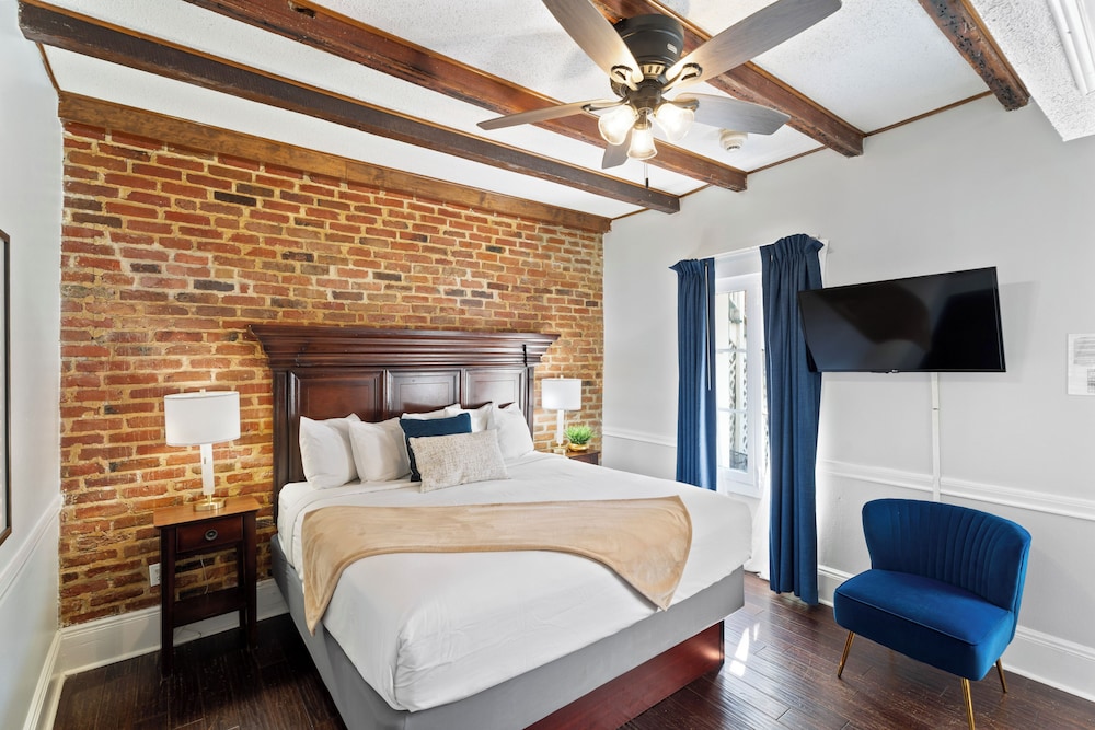 Hotel St. Pierre®, a French Quarter Inns® Hotel — Hotel rooms in New Orleans, Louisiana