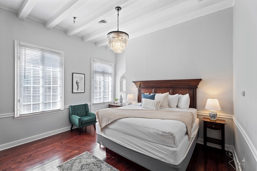 Hotel St. Pierre®, a French Quarter Inns® Hotel — Hotel rooms in New Orleans, Louisiana