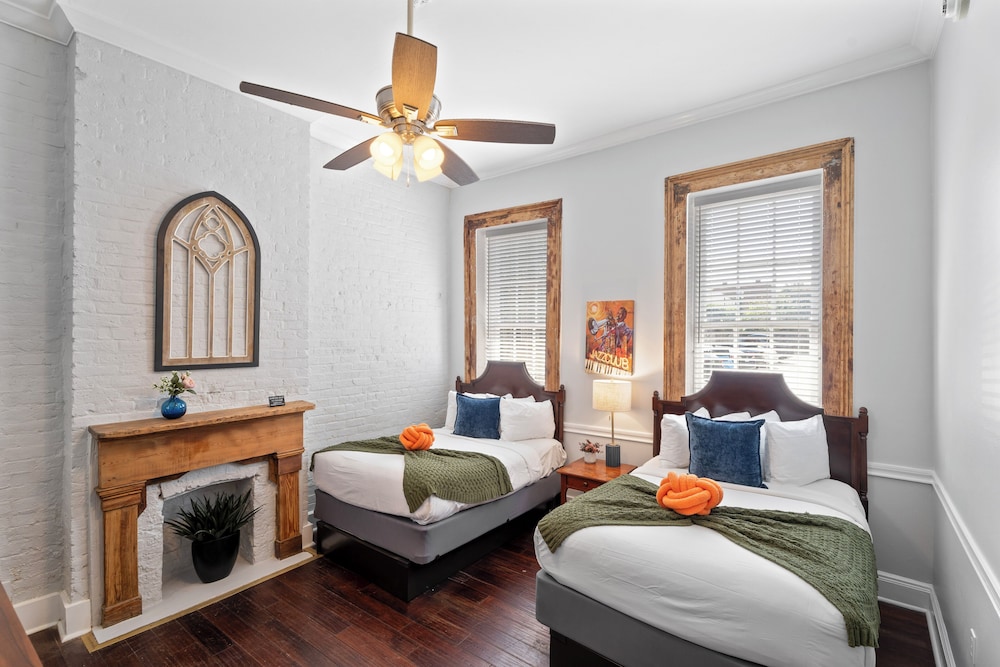 Hotel St. Pierre®, a French Quarter Inns® Hotel — Hotel rooms in New Orleans, Louisiana